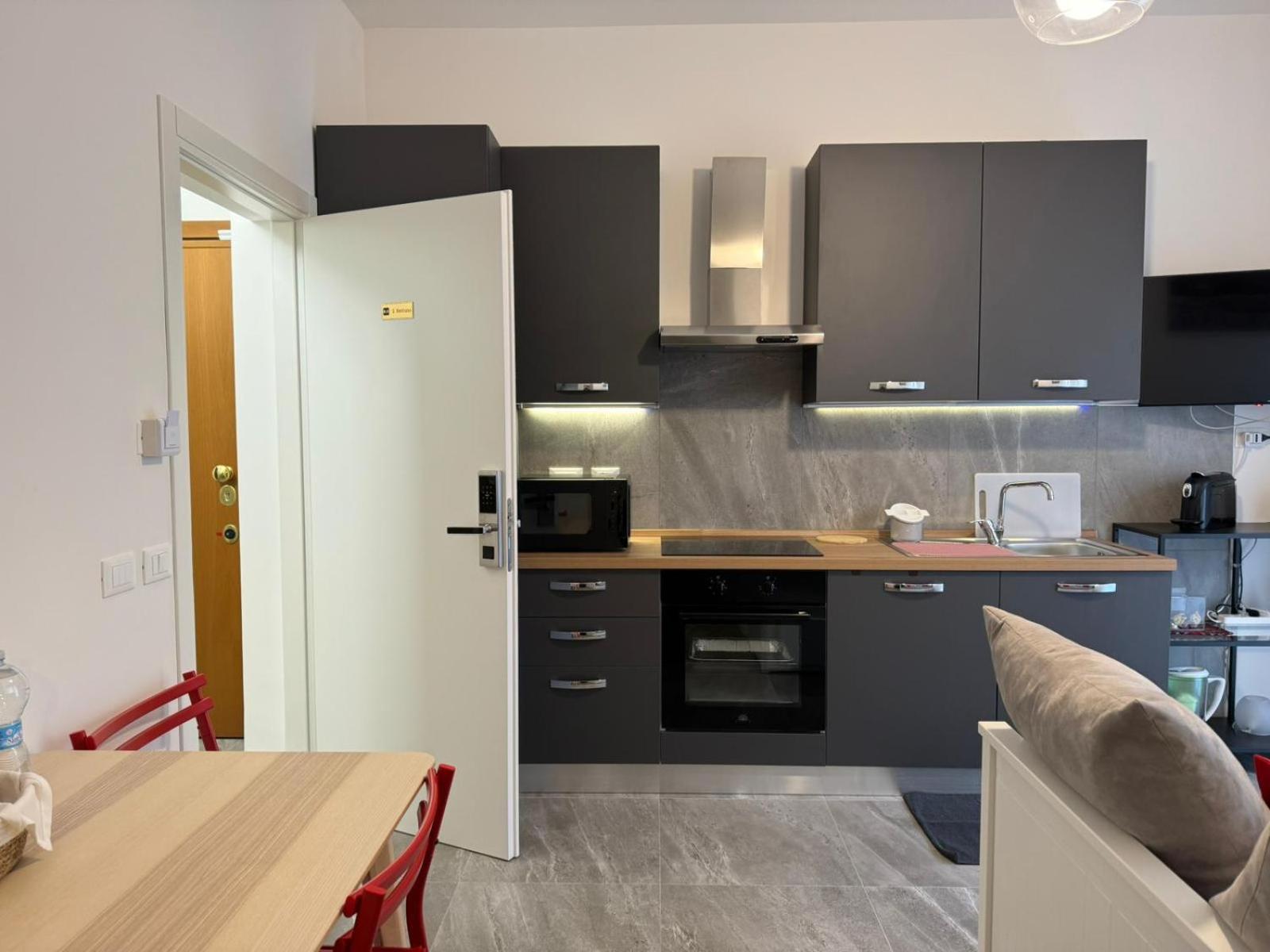 Bologna Homes エクステリア 写真